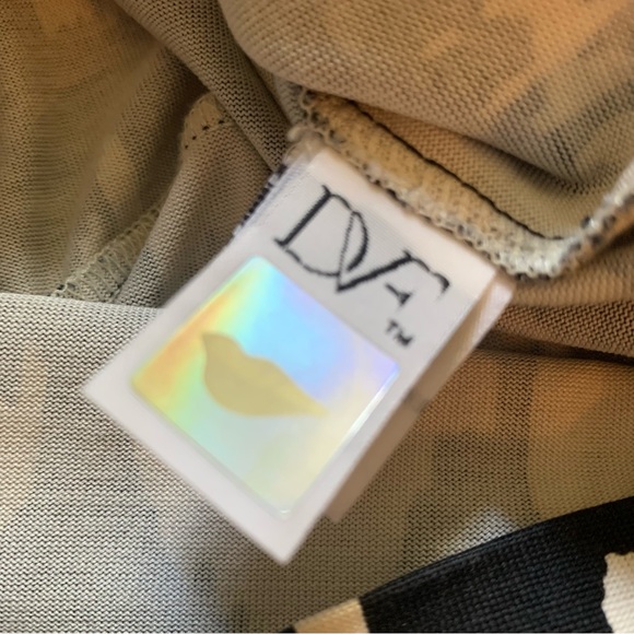 Diane von Furstenberg Zoe Silk Ikat Tie-Belt Wrap Dress - Picture 8 of 12